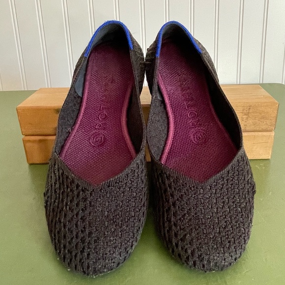 Rothy’s THE CLASSIC FLAT in Solid Black - Picture 2 of 11